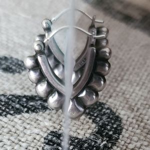 Vintage James Avery Duchess earrings